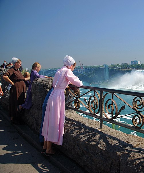 File:Niagara Falls - panoramio (69).jpg
