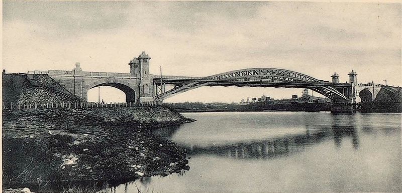 File:Nicholas II railway bridge (1908).jpg