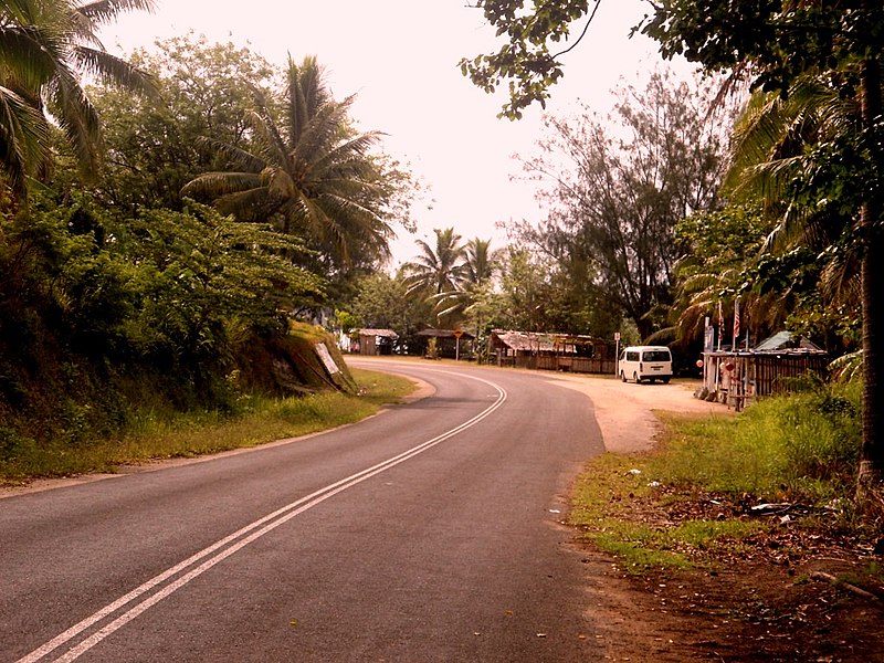 File:North Efate - Port Havannah - Remains of WW2 - panoramio.jpg