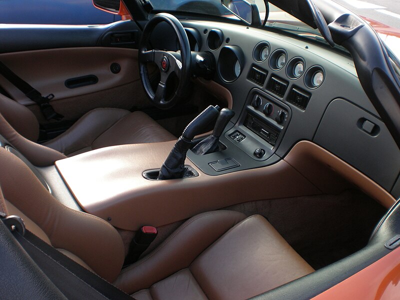 File:Orange Dodge Viper SRT-10 seats.JPG