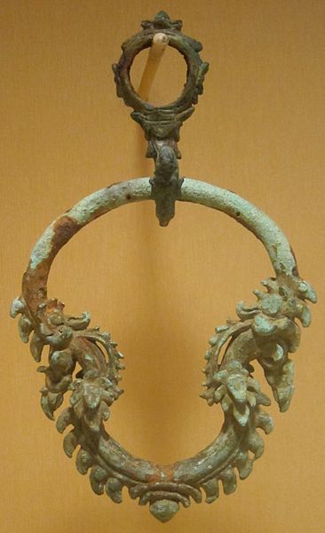 File:Palanquin fitting from Cambodia, Bayon style, 12th century, bronze, HAA.JPG