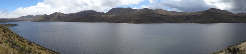 File:Panoramic photo of a lake in the Andes Mountains.jpeg