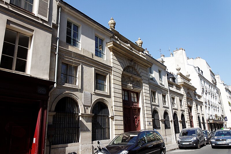 File:Paris - Hôtel de Clermont-Tonnerre - 118-120 rue du Bac - 006.jpg