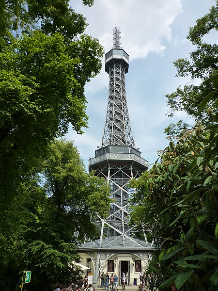 File:Petrín tower (6080775748).jpg