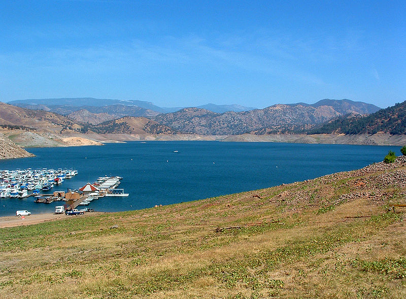 File:Pine Flat Lake 1.jpg