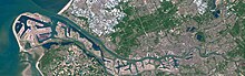 Port_of_Rotterdam_Landsat_8_Photo_8_May_2016.jpg