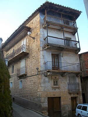 Portal del Cristo. Ademuz.jpg