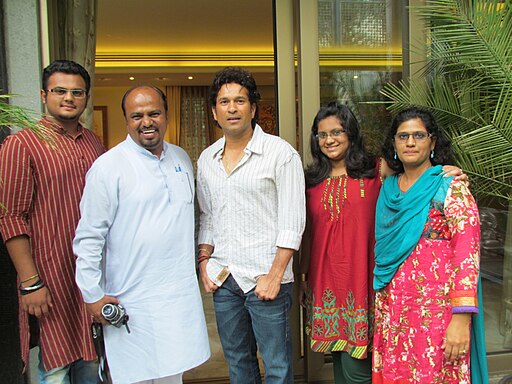 Pramod Kamble with Sachin Tendulkar 03