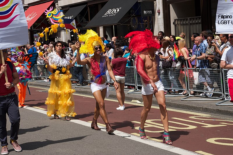 File:Pride in London 2013 - 116.jpg