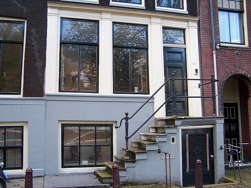 File:Prinsengracht 522 door.JPG