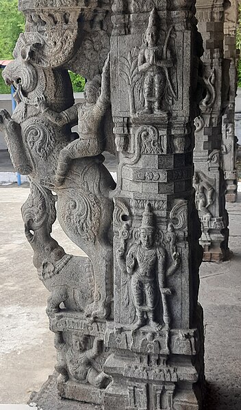 Vijayanagara style architecture characterized by Yali pillars at Sri Kalyana Ramaswamy temple in Thenkaraikottai, Ramaiyampati.