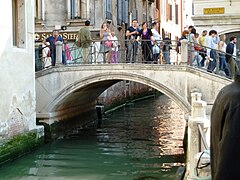 ponte San Felice reliant le Campo du même nom à la Strada Nova