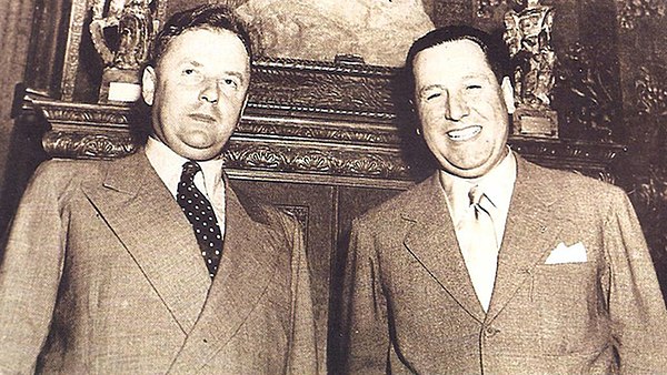 Ronald Richter (left) with Juan Domingo Perón (right). Richter's claims sparked off fusion research around the world.