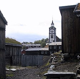 Røros kuno di depan gereja