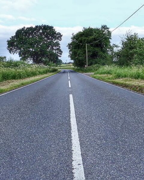 File:Rugby Road - geograph.org.uk - 4654285.jpg