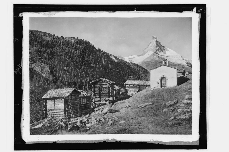 File:SBB Historic - F 129 00007 010 - Kapelle Findeln bei Zermatt mit Matterhorn.tiff