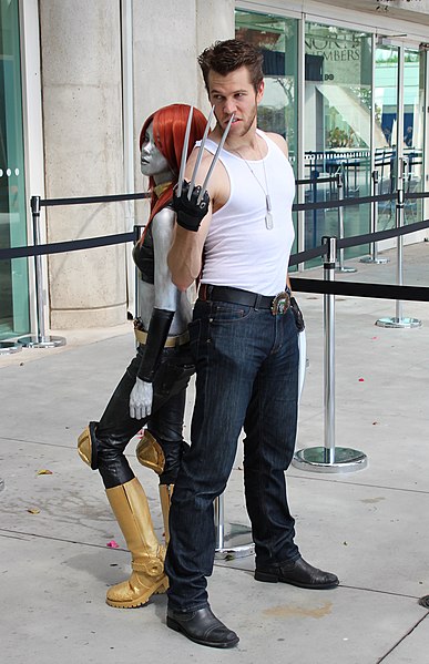 File:SDCC 2012 - Mercury & Wolverine (7567277446).jpg