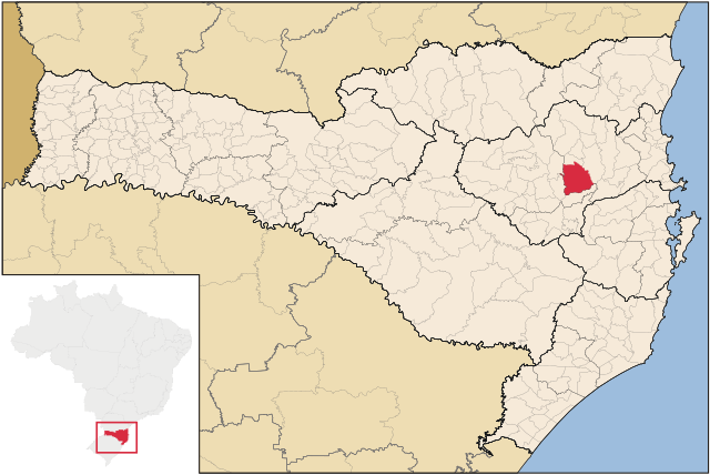 Localização de Apiúna em Santa Catarina