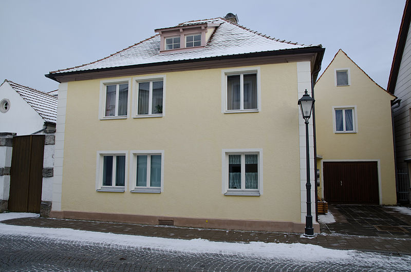 File:Schillingsfürst, Neue Gasse 5-003.jpg