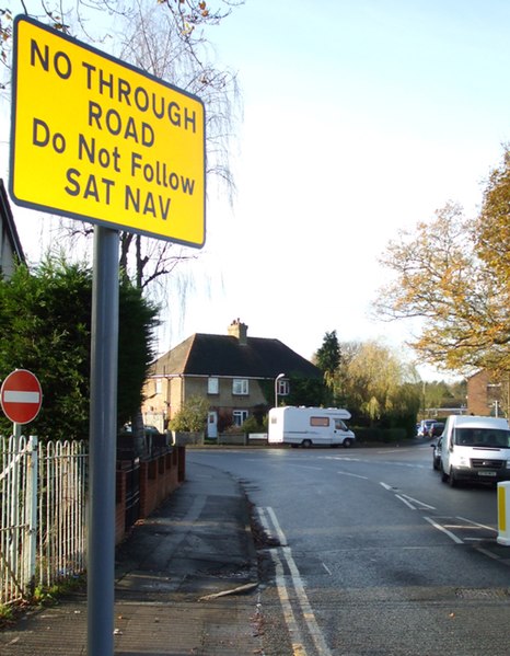 File:Sign on entrance to Costead Manor Road - geograph.org.uk - 1612873.jpg