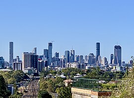 Skyline de Brisbane CBD vu de Taringa, Queensland en mai 2020.jpg