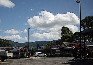 <span class="mw-page-title-main">Woree, Queensland</span> Suburb of Cairns, Queensland, Australia