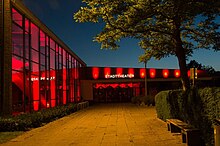 Das Stadttheater Herford in roter Beleuchtung in der „Night of Light“, 2020