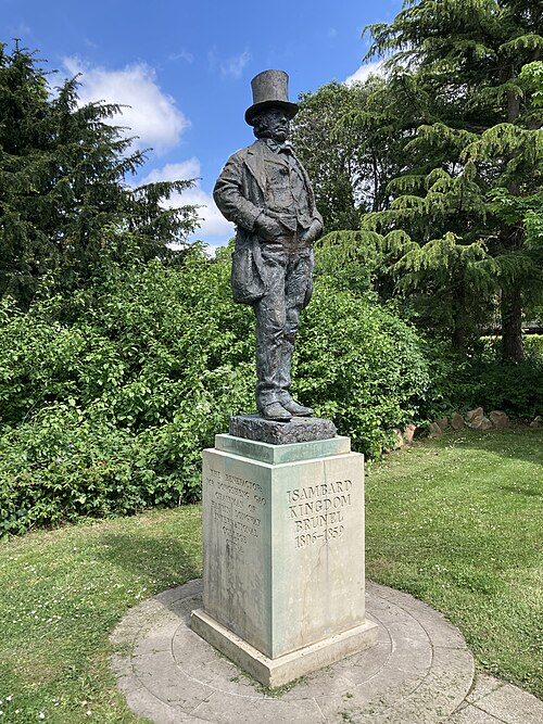 Statue of Isambard Kingdom Brunel at the university, erected in 2006