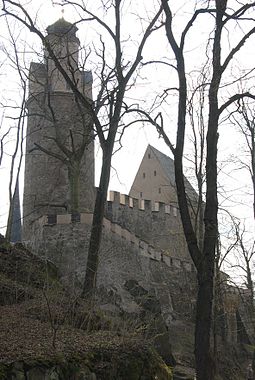 The upper ward, seen from the north Stein Oberburg.jpg