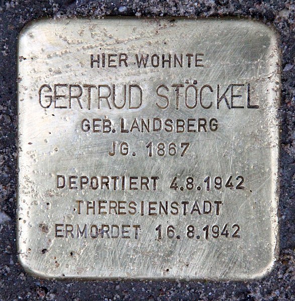 File:Stolperstein Stübbenstr 1 (Schön) Gertrud Stöckel.jpg