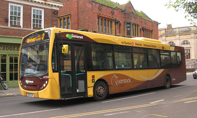 File:Taunton Corporation Street - First 67704 (SN60EAF).JPG