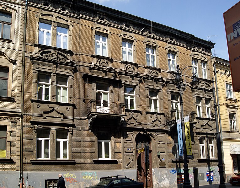 File:Tenement (Art Nouveau), 9 Pilsudskiego street, Krakow, Poland.jpg