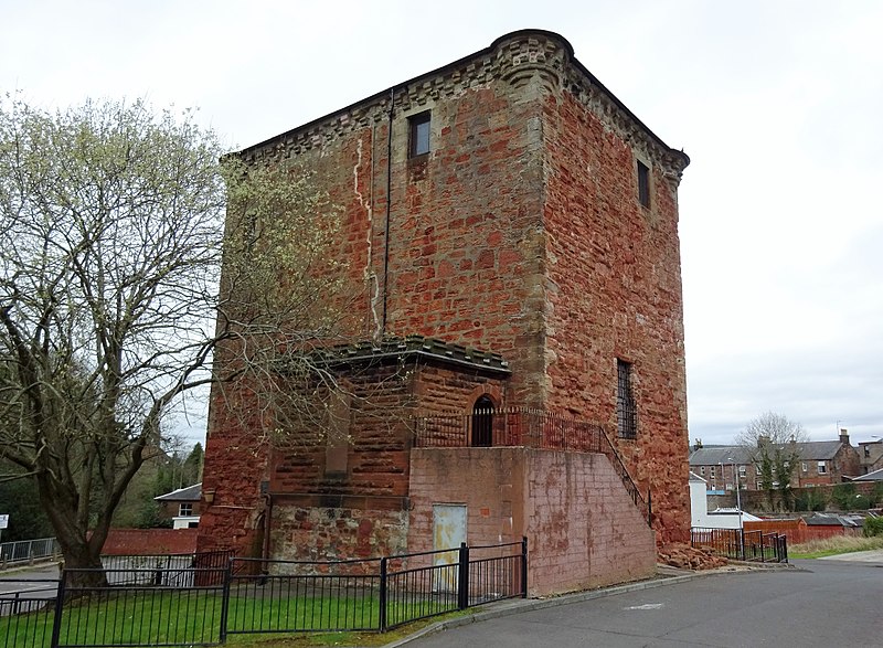 File:The Barr Castle, East Ayrshire - view of the east and south facing walls.jpg