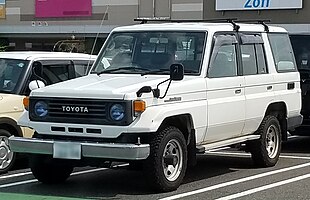 Toyota landcruiser70 semilonglx 1 f (cropped).jpg