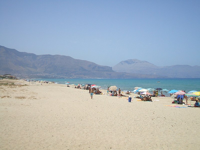 File:Trapani alcamo marina 2.jpg