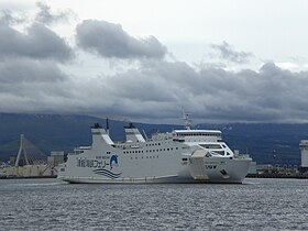 Tsugarukaikyo-Ferry VENUS.JPG