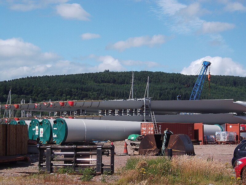 File:Turbine parts, Inverness Harbour - geograph.org.uk - 4718234.jpg