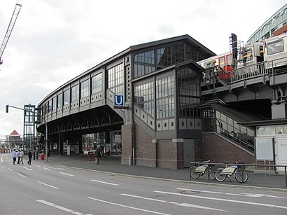How to get to U-Bahnhof Baumwall with public transit - About the place