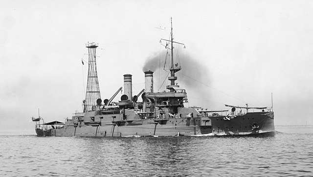 Mississippi after her aft lattice mast was installed in 1909