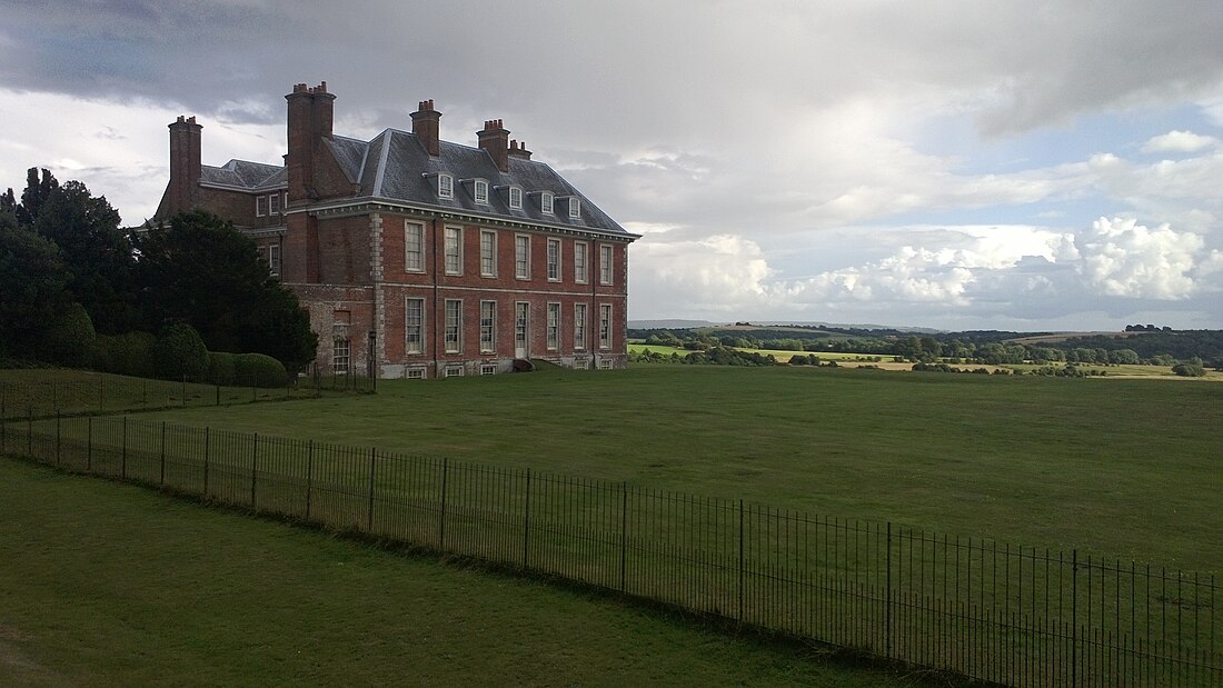 File:Uppark House - side.jpg