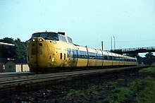 UAC TurboTrain passing Brockville in 1981. VIA TurboTrain 2 cropped.jpg