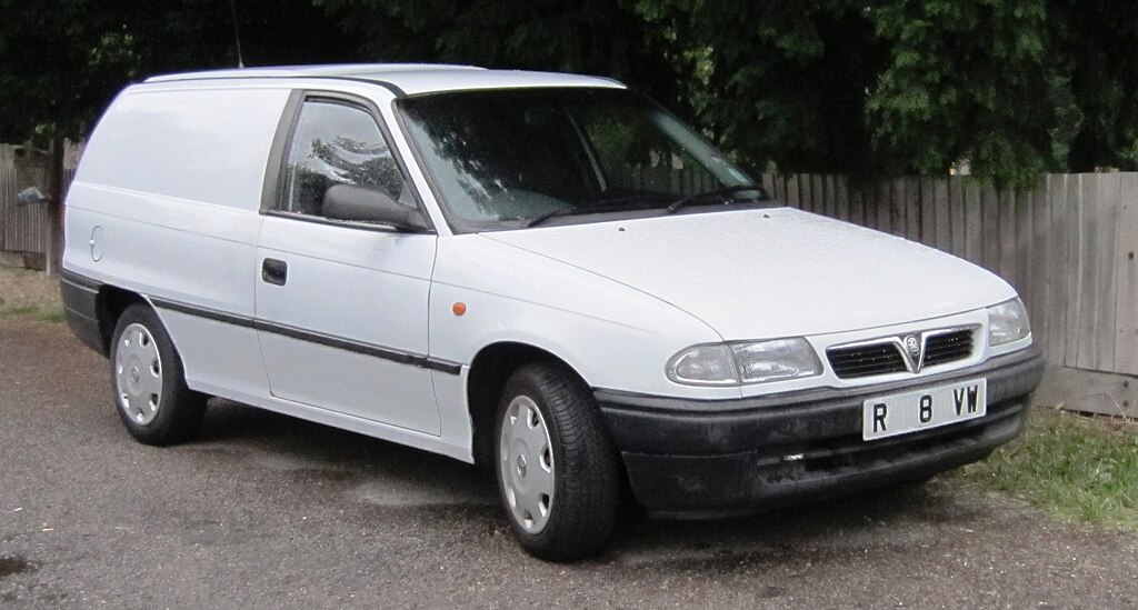File:Vauxhall Astra F based panel van registered August 1997 ca
