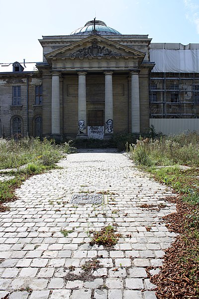 File:Versailles Hôpital Richaud 2011 6.jpg