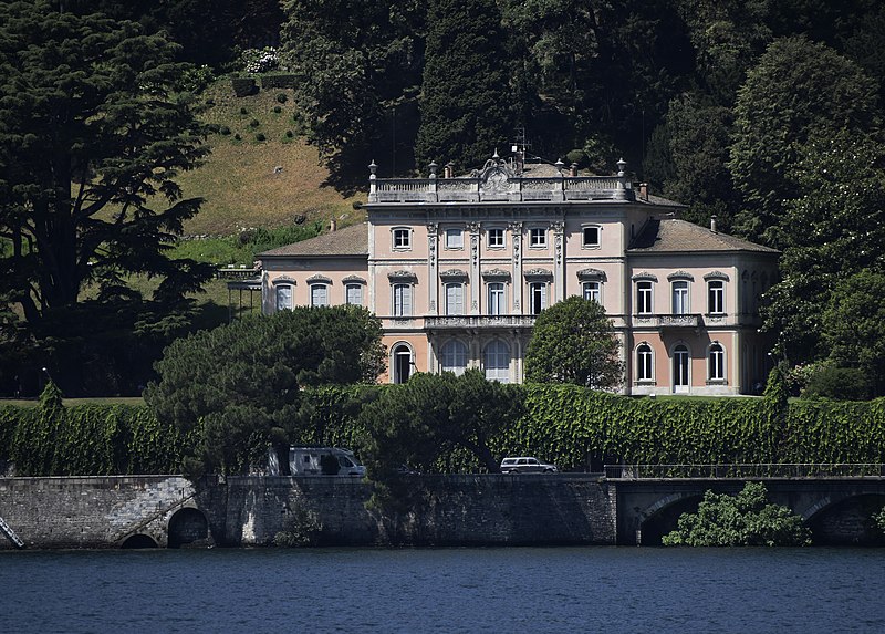 File:Villa del Grumello vista dal Lago.jpg