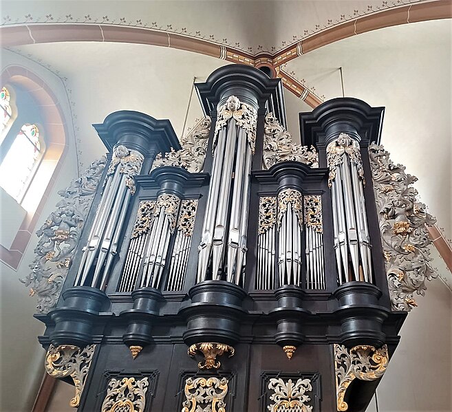 File:Wehrden, St. Josef (Mayer-Orgel) (1).jpg