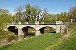 Puente de carretera sobre el río Melk