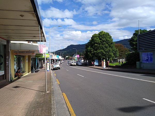 Princes Highway at Woonona