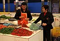 Yangshuo-Markt-24-Gemuesehandel-2012-gje.jpg