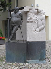 Zigarrenmacherdenkmal Achim 2.JPG
