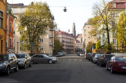 Vägbeskrivningar till Östermalmsgatan 6 med kollektivtrafik